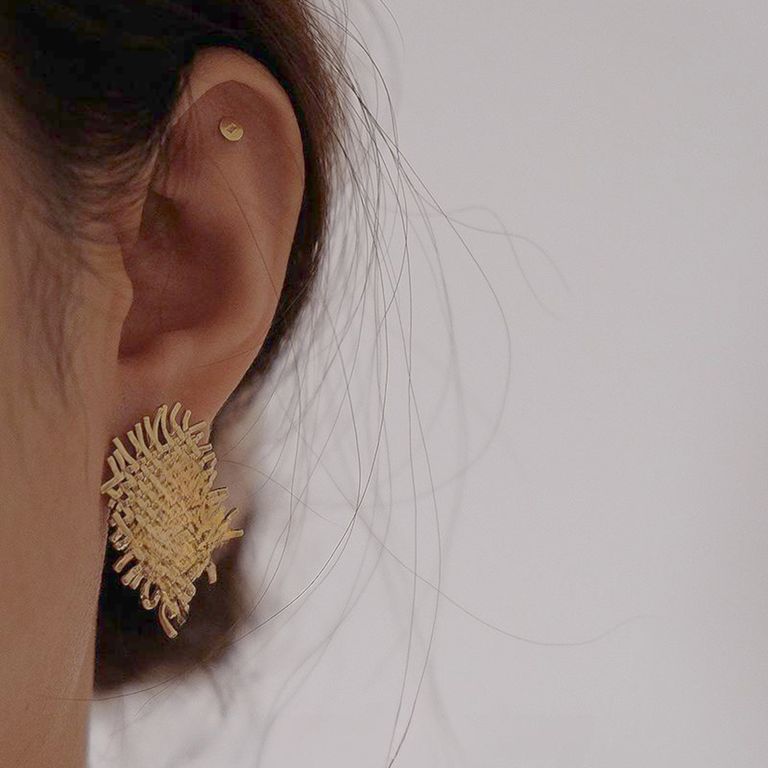 Chic Woven Stud Earrings in Gold Tone