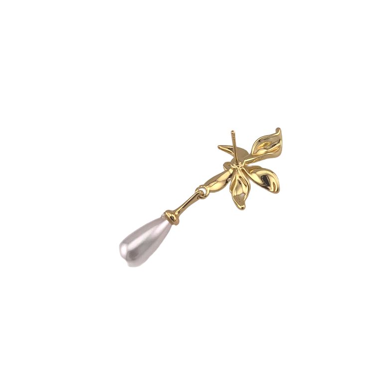 Pearl Bloom Drop Earrings in Gold Tone