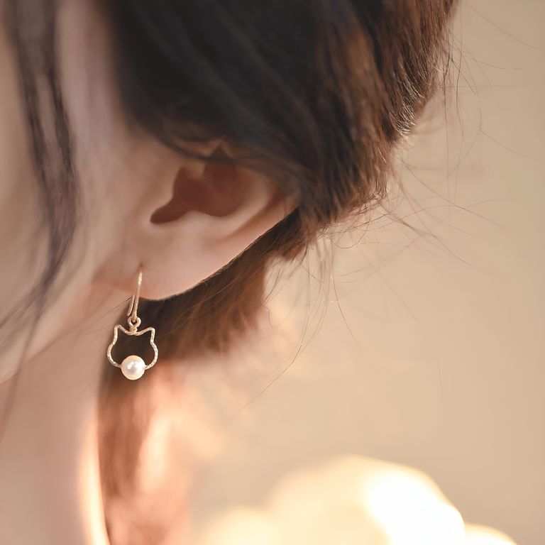 Purrfect Pearl Hook Earrings in Gold Tone
